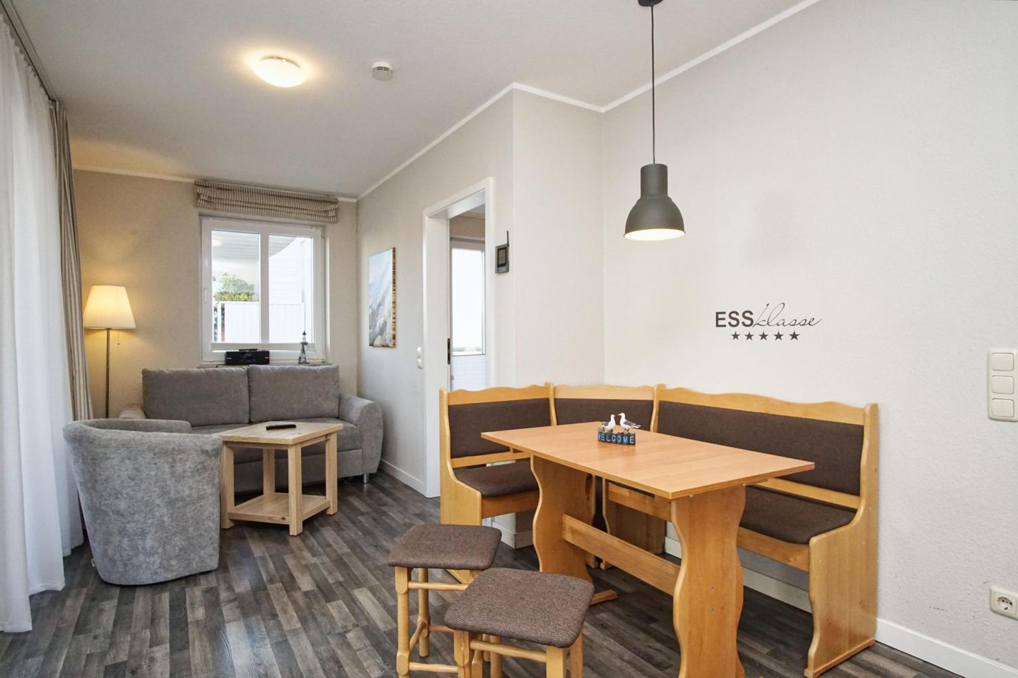 Zentrale Fewo Mit Balkon, Gratis Nutzung Vom Ahoi Erlebnisbad Und Sauna In Sellin - Villa Buskam Fewo 27 Goehren  Luaran gambar