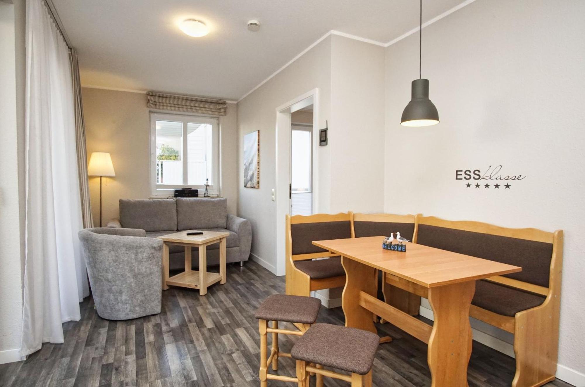 Zentrale Fewo Mit Balkon, Gratis Nutzung Vom Ahoi Erlebnisbad Und Sauna In Sellin - Villa Buskam Fewo 27 Goehren  Luaran gambar