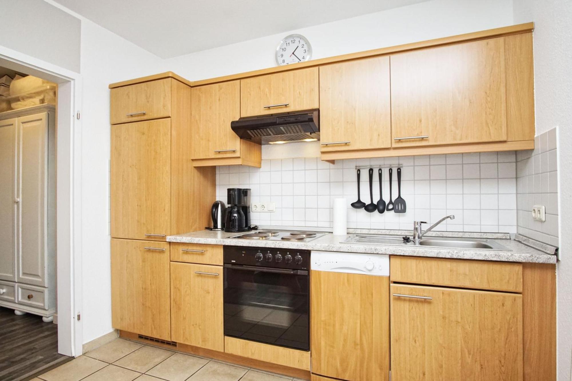Zentrale Fewo Mit Balkon, Gratis Nutzung Vom Ahoi Erlebnisbad Und Sauna In Sellin - Villa Buskam Fewo 27 Goehren  Luaran gambar
